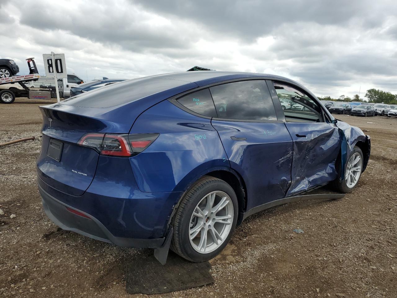 2023 TESLA MODEL Y  VIN:7SAYGDEE6PA182650