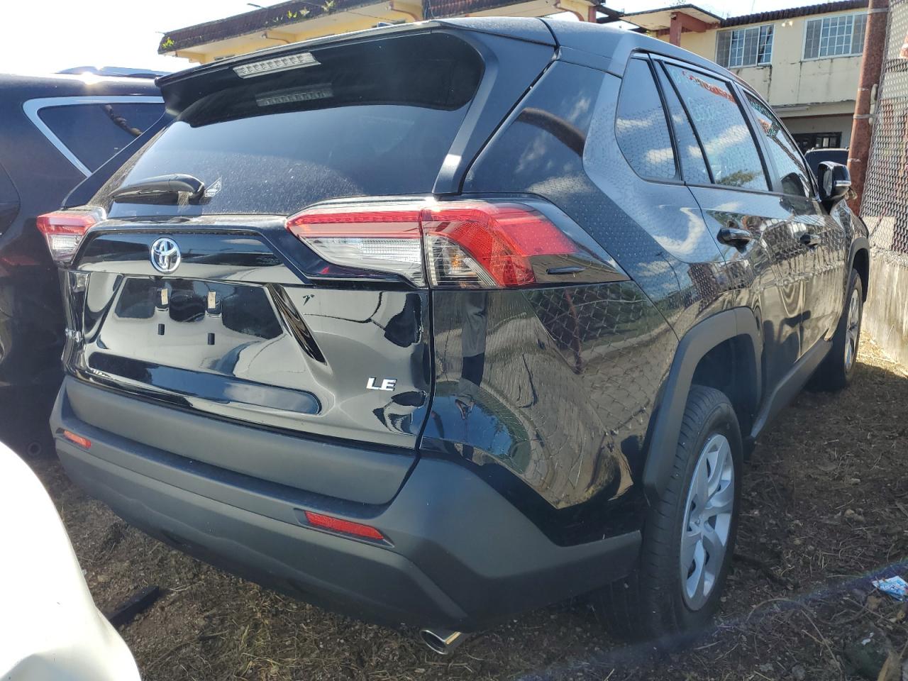 2024 TOYOTA RAV4 LE VIN:JTMK1RFV8RD121085