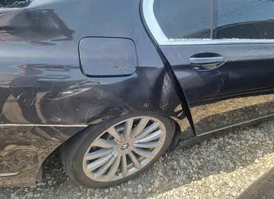 2016 BMW 740 WBA7G8108GG678176 VIN:WBA7G8108GG678176