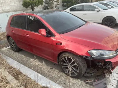 2016 Volkswagen Golf VIN: