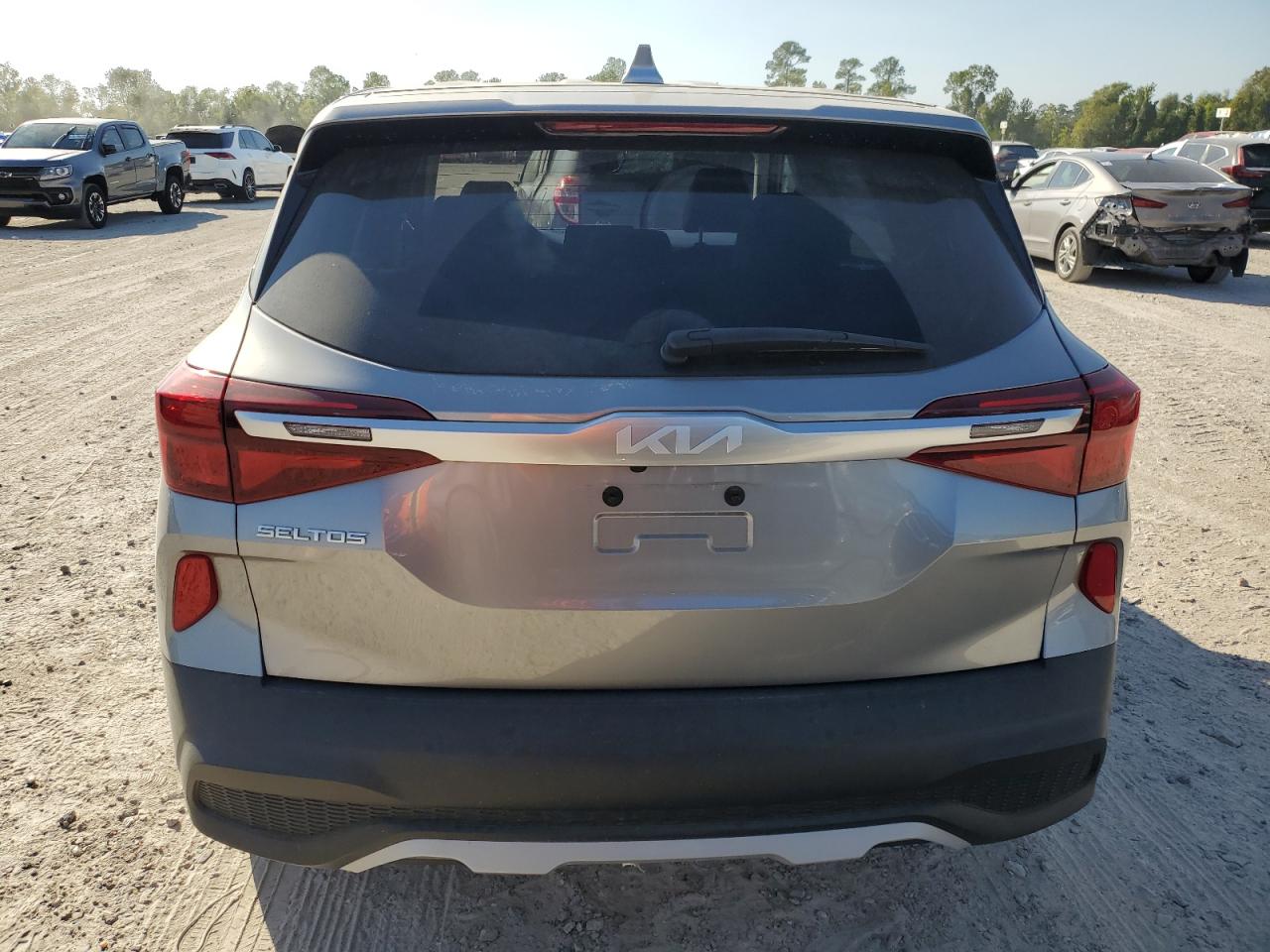 2023 KIA SELTOS LX VIN:KNDEPCAA4P7393190