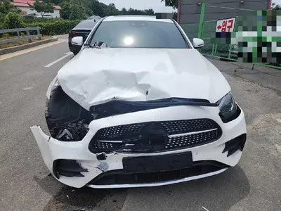 2022 Mercedes-Benz E 220 VIN: