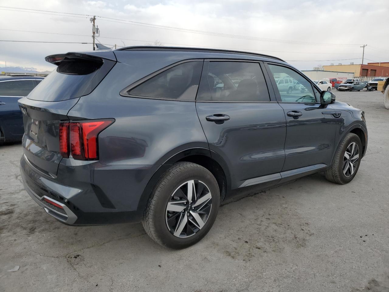 2023 KIA SORENTO S VIN:5XYRL4LC0PG237135
