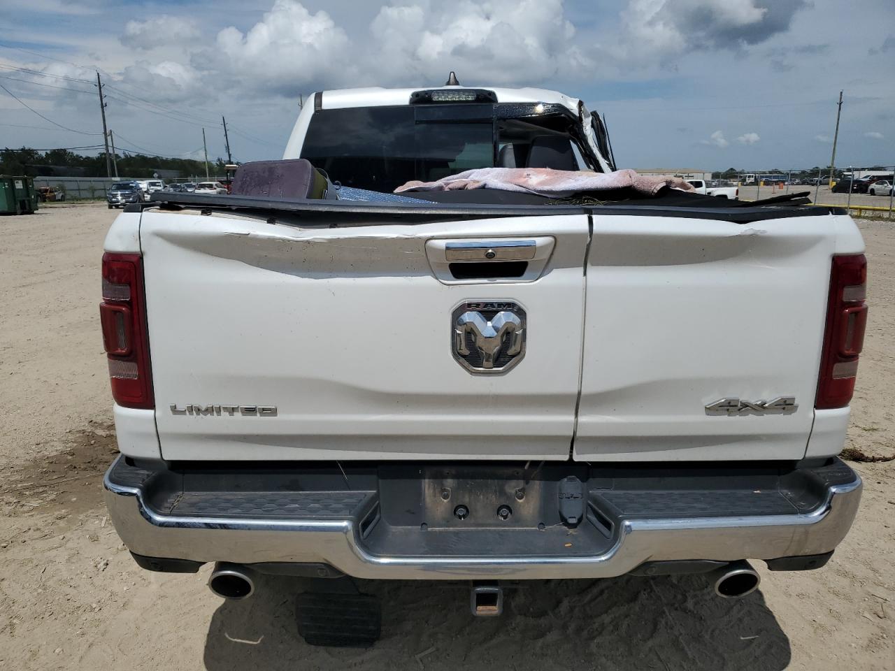 2022 RAM 1500 LIMITED VIN:1C6SRFHTXNN141465