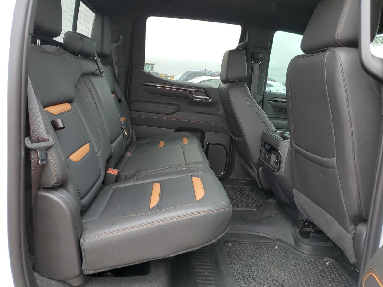 2022 GMC SIERRA K1500 AT4 VIN:3GTPUEEL8NG663998