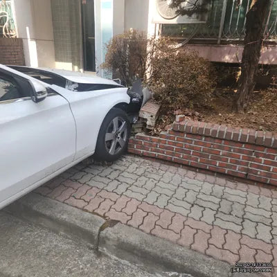 2018 Mercedes-Benz C 200 010KMWDDWF4CB9JF6 VIN:010KMWDDWF4CB9JF6