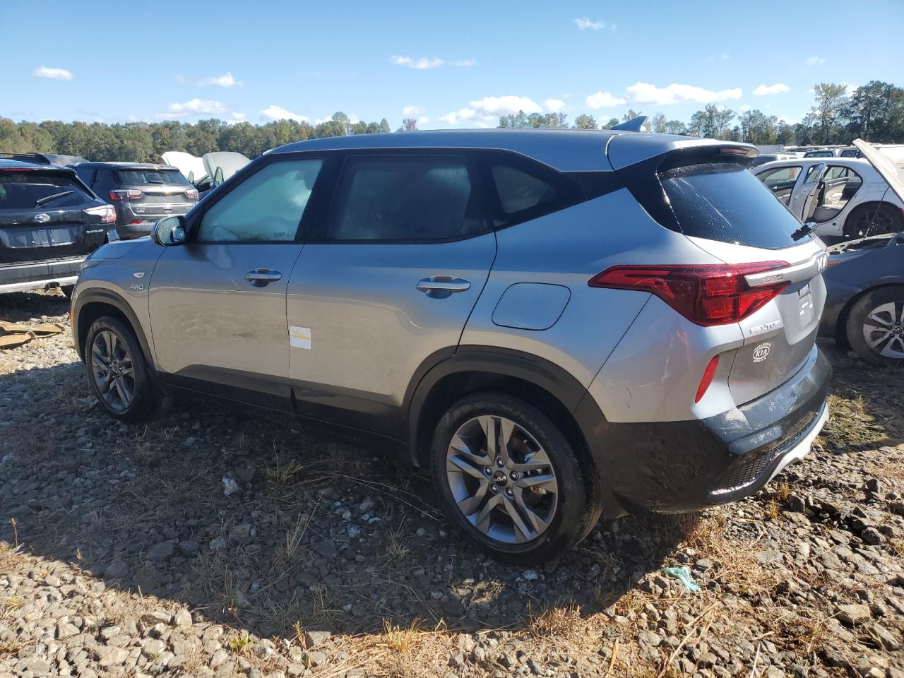 2023 KIA SELTOS LX VIN:KNDEPCAA3P7370564