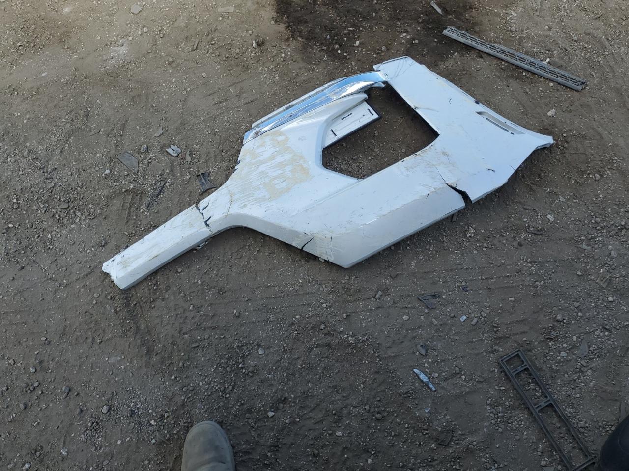 2023 CHEVROLET TRAVERSE LT VIN:1GNERHKW9PJ164077