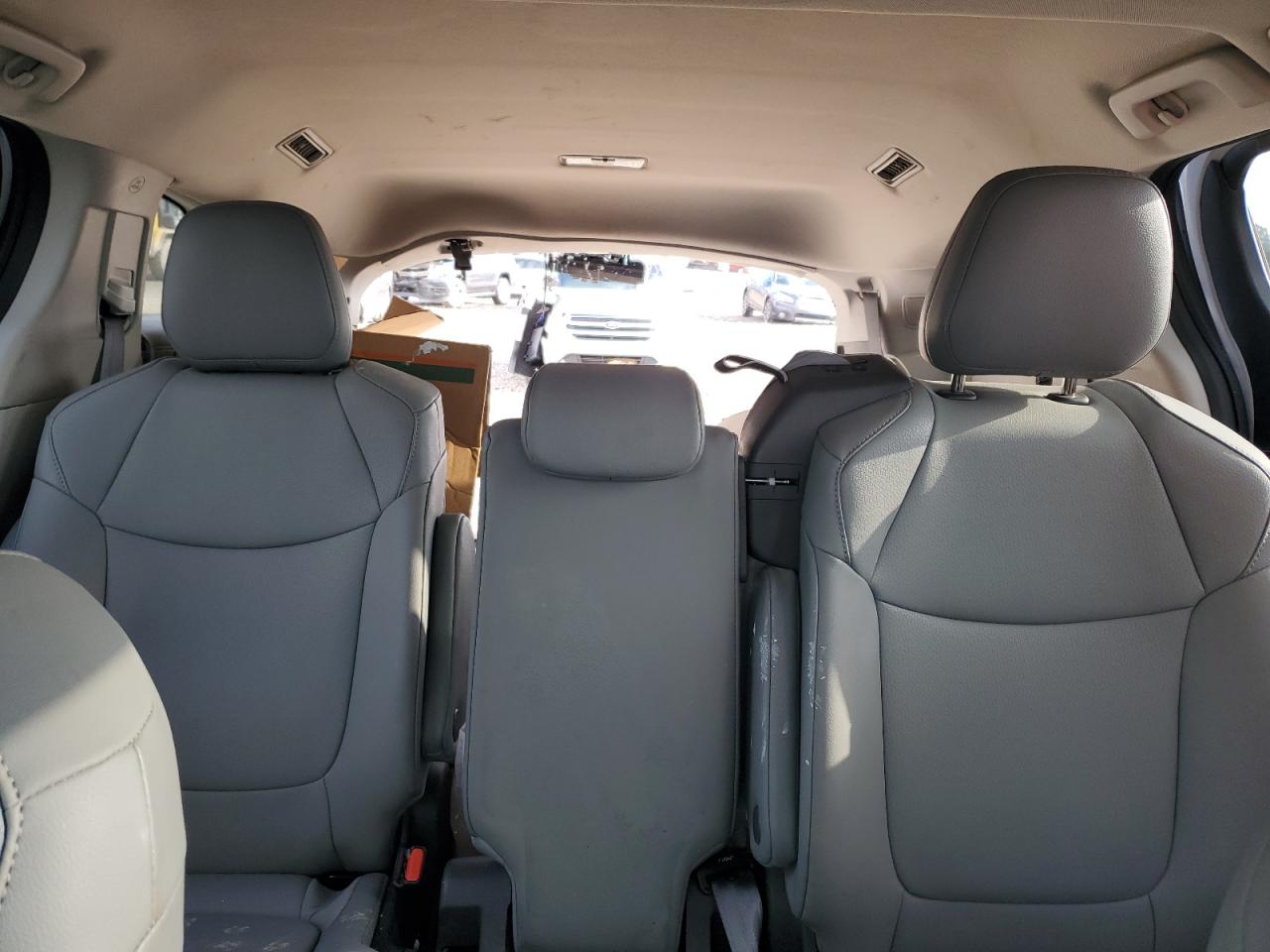 2022 TOYOTA SIENNA XLE VIN:5TDJRKEC2NS134974