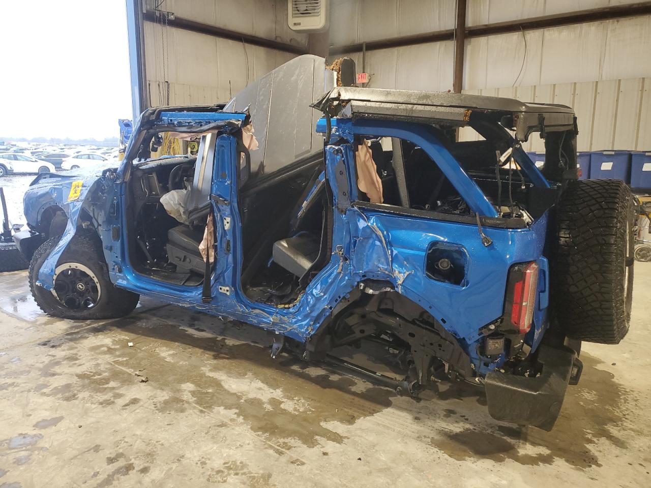 2024 FORD BRONCO OUTER BANKS VIN:1FMDE8BH1RLA25405