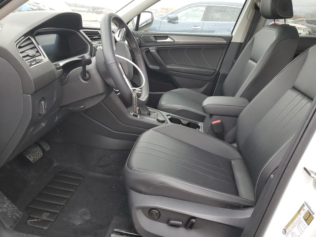 2024 VOLKSWAGEN TIGUAN SE VIN:3VVMB7AX5RM186579