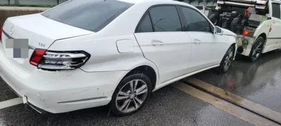 2015 Mercedes-Benz E 220 VIN: