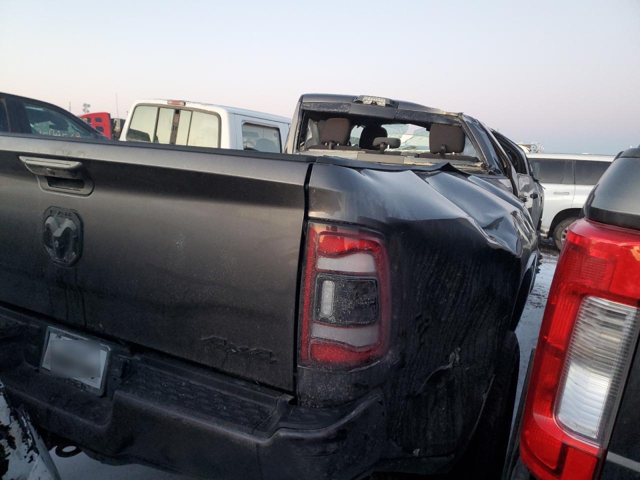 2024 RAM 3500 BIG HORN VIN:3C63RRHL1RG187481