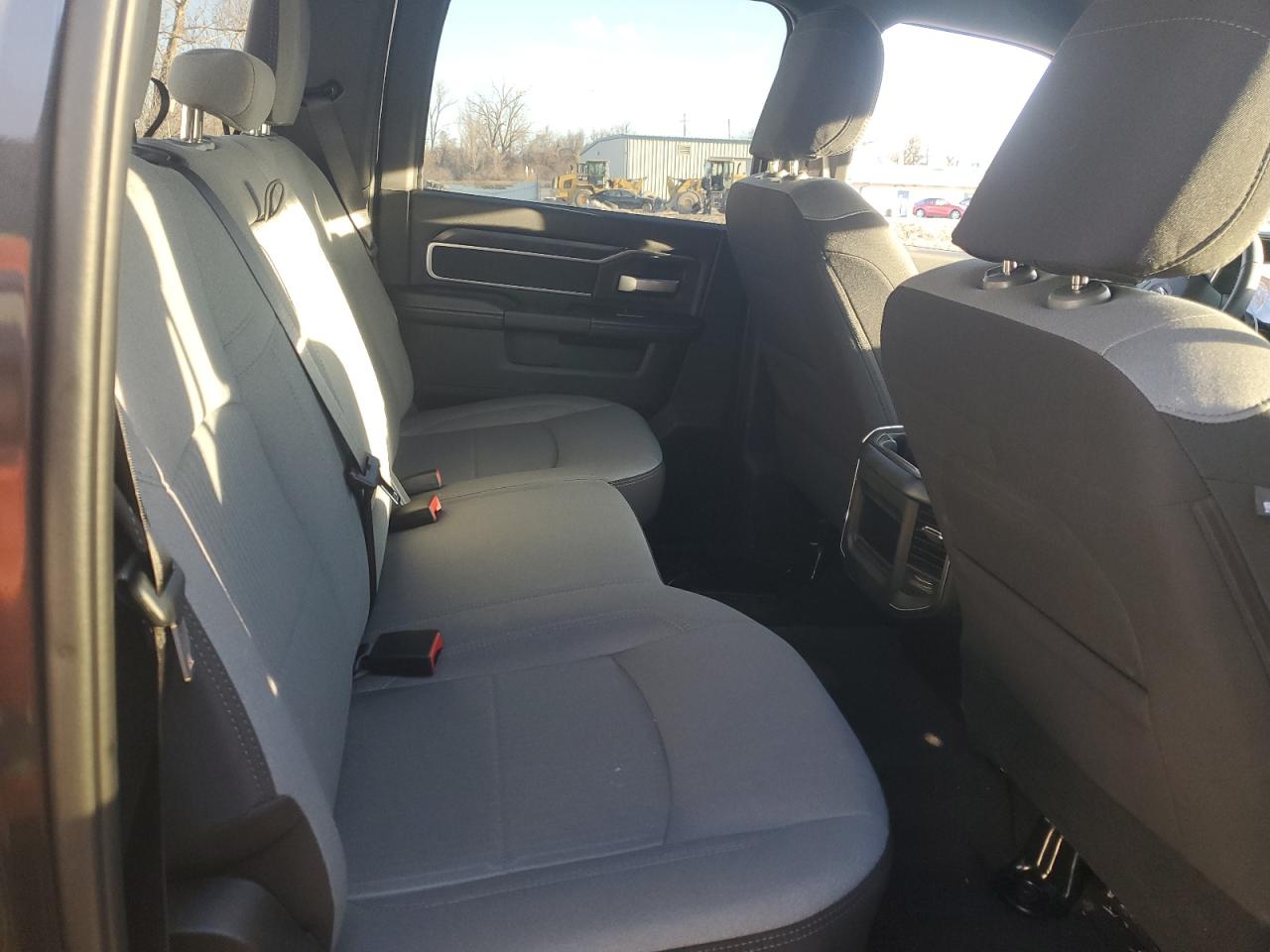 2024 RAM 3500 BIG HORN VIN:3C63RRHL6RG404782