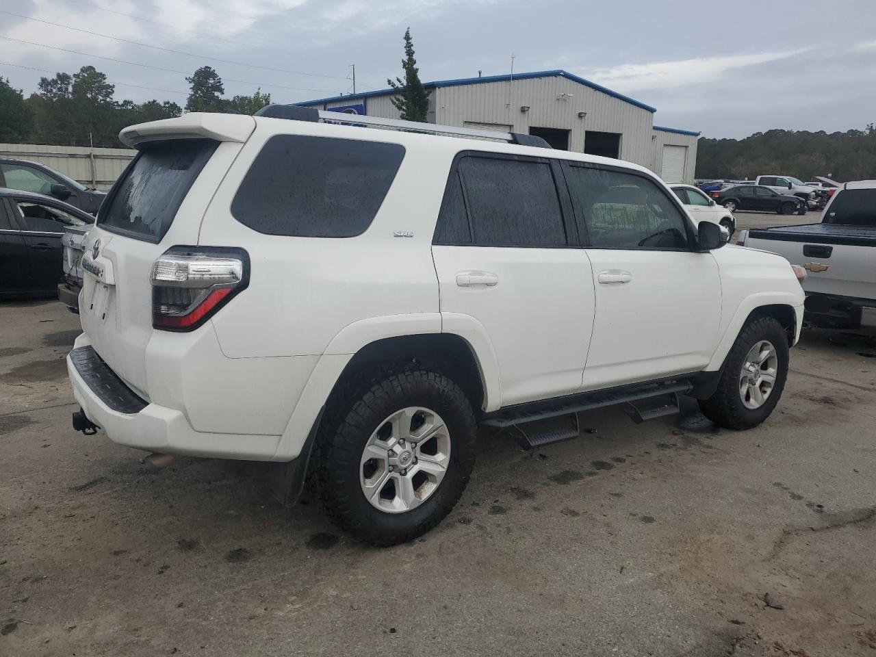 2024 TOYOTA 4RUNNER SR5 VIN:JTEEU5JR6R5311724