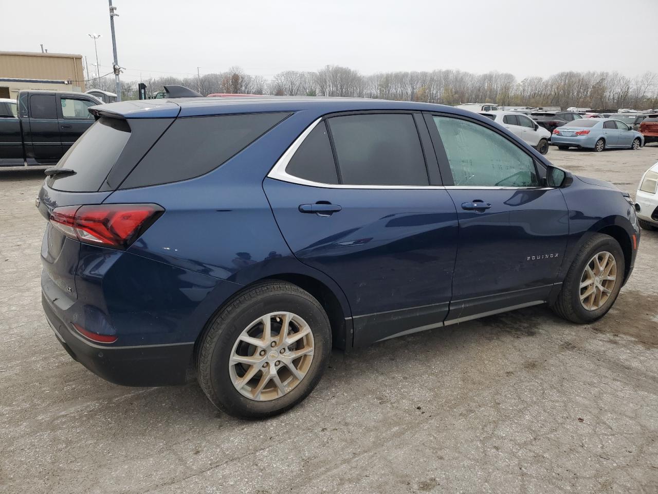 2022 CHEVROLET EQUINOX LT VIN:3GNAXKEV4NL311044