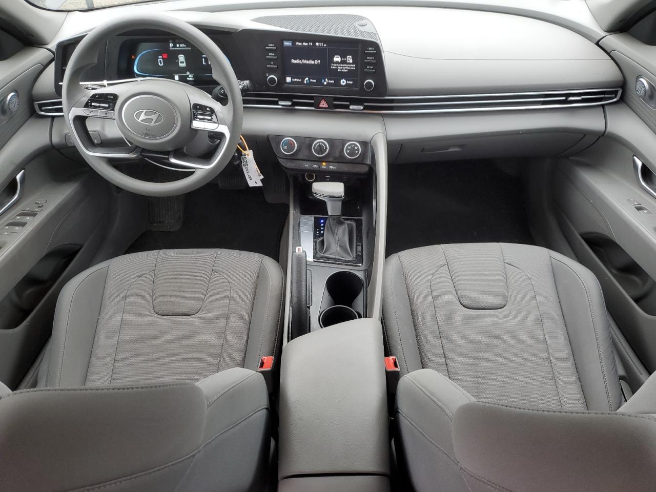 2024 HYUNDAI ELANTRA SE VIN:KMHLL4DG4RU682174