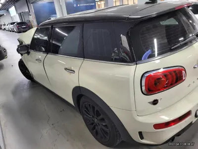 2018 MINI Clubman WMWLN9102K2H40352 VIN:WMWLN9102K2H40352