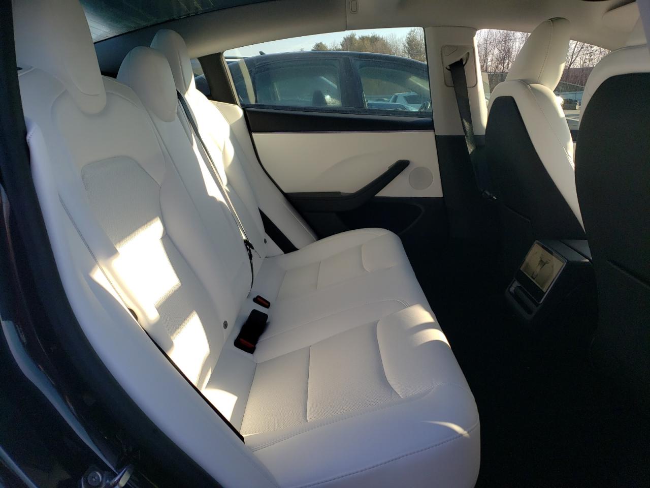 2024 TESLA MODEL 3  VIN:5YJ3E1EA2RF859983