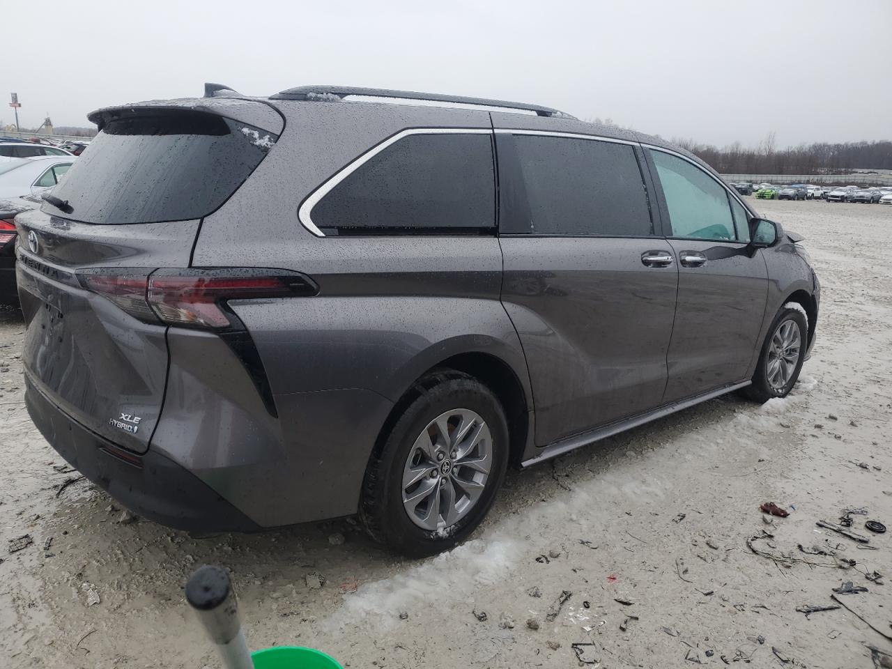 2024 TOYOTA SIENNA XLE VIN:5TDYSKFC8RS150152