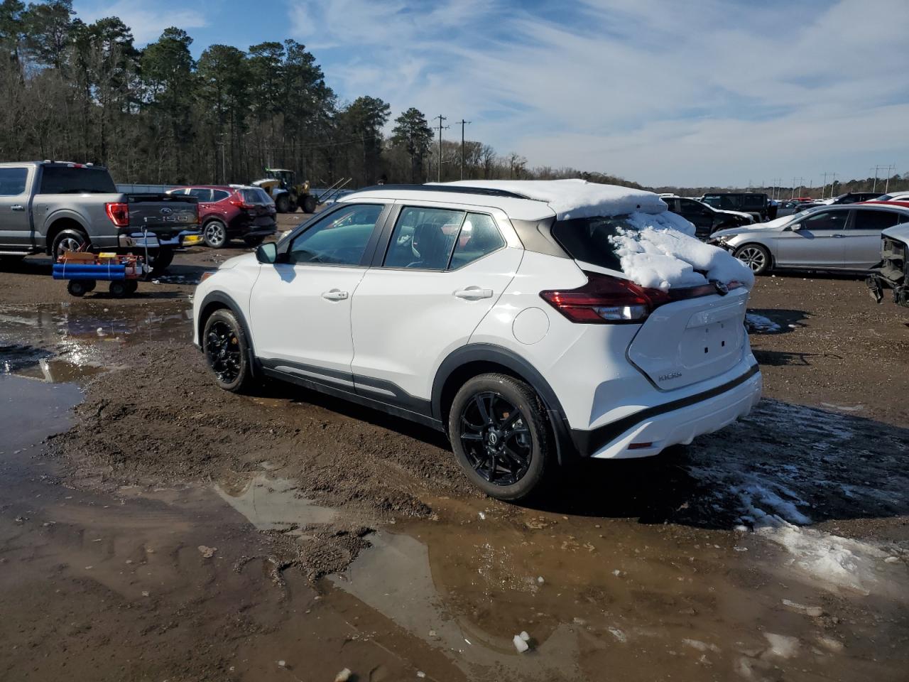 2023 NISSAN KICKS SR VIN:3N1CP5DV1PL571928