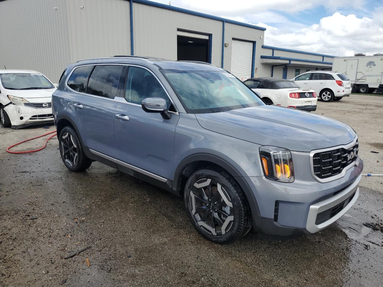 2024 KIA TELLURIDE S VIN:5XYP6DGC7RG474927