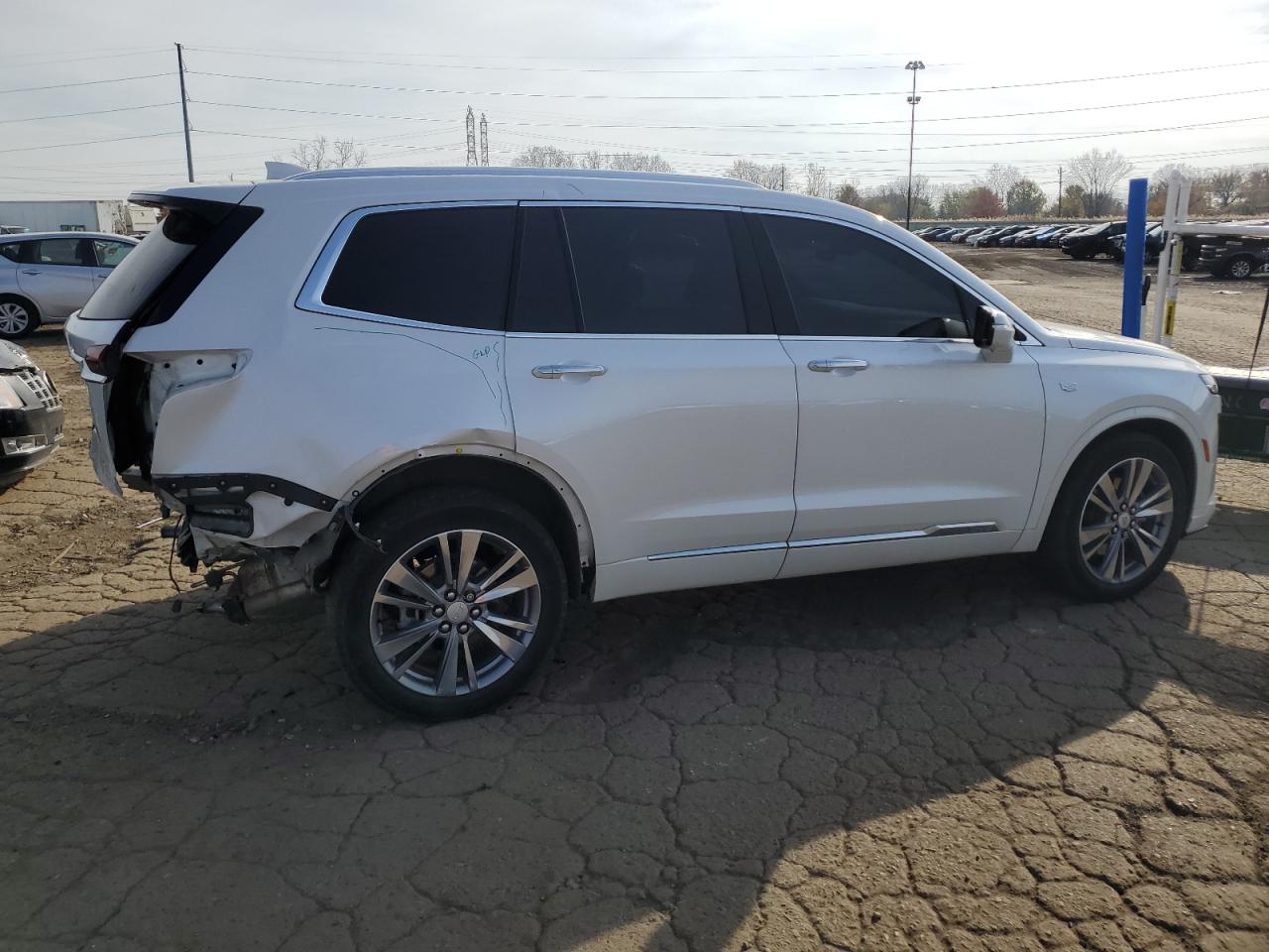 2022 CADILLAC XT6 PREMIUM LUXURY VIN:1GYKPDRS5NZ149307
