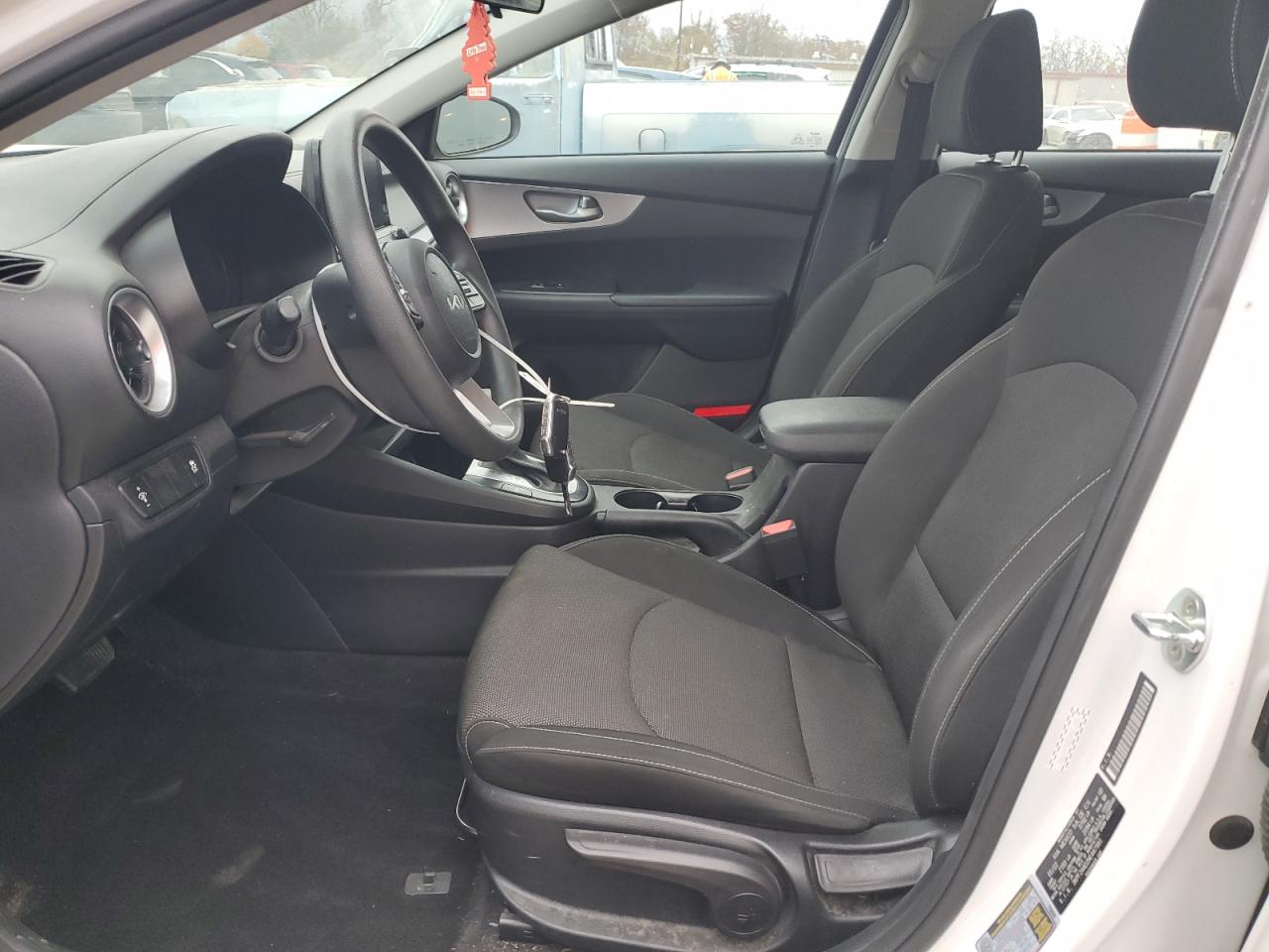 2022 KIA FORTE FE VIN:3KPF24AD2NE447991