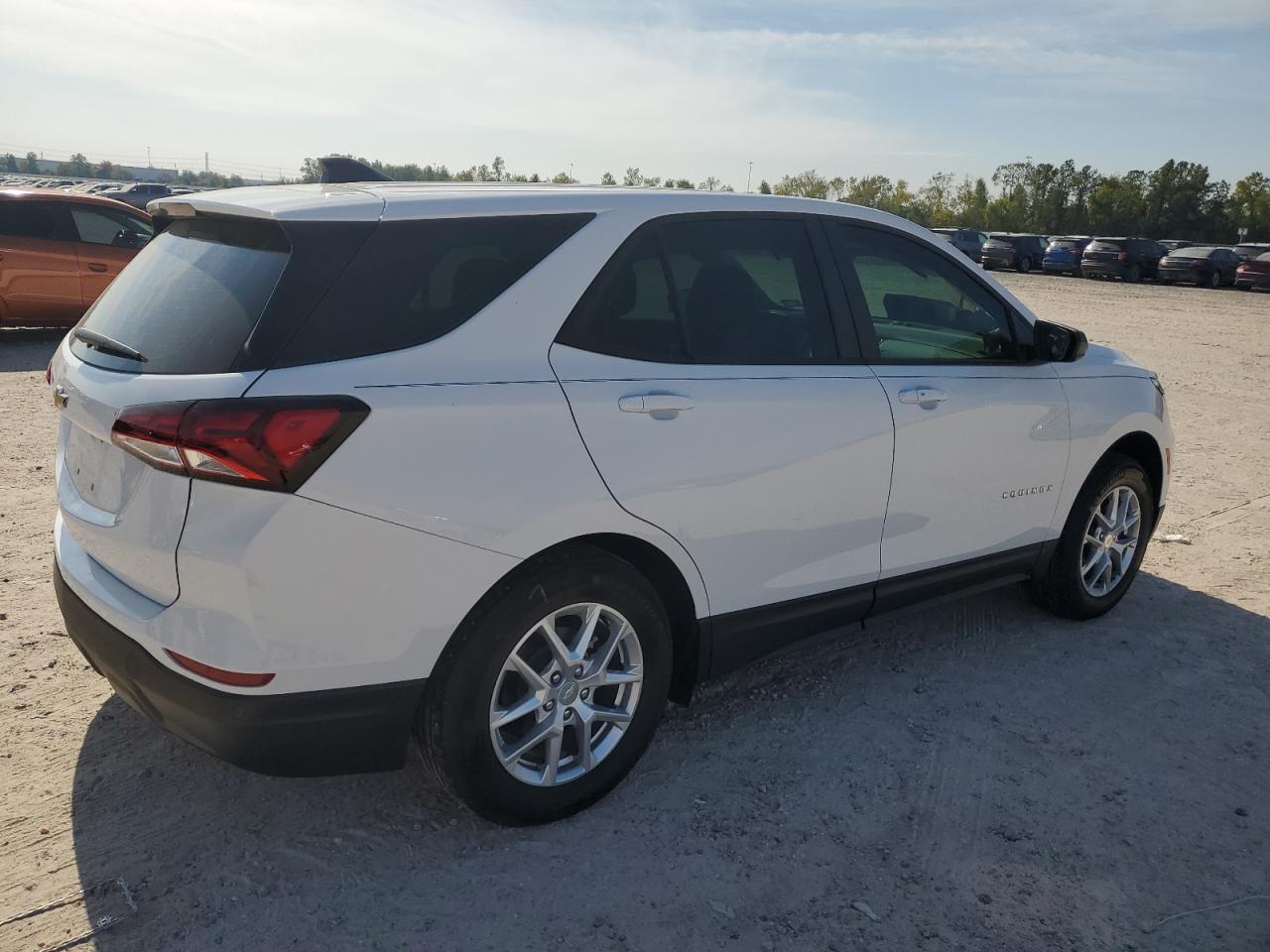 2024 CHEVROLET EQUINOX LS VIN:3GNAXHEG7RL206587