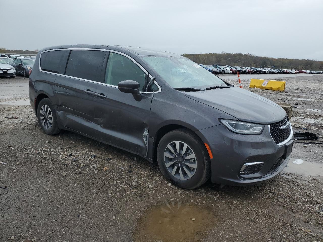 2022 CHRYSLER PACIFICA HYBRID TOURING L VIN:2C4RC1L77NR161052