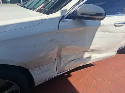 2016 Mercedes-Benz E 220 VIN: