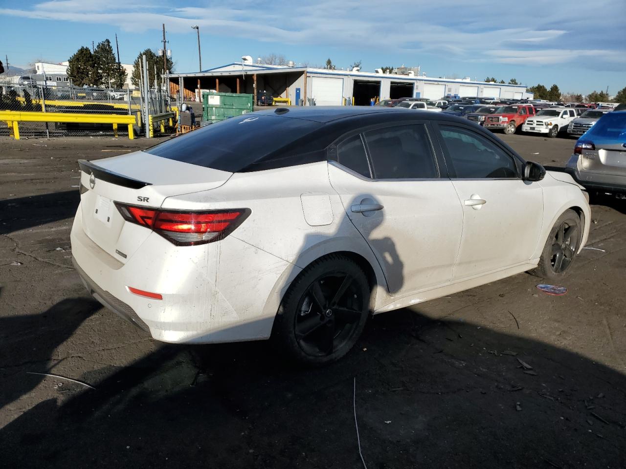 2022 NISSAN SENTRA SR VIN:3N1AB8DV1NY283236