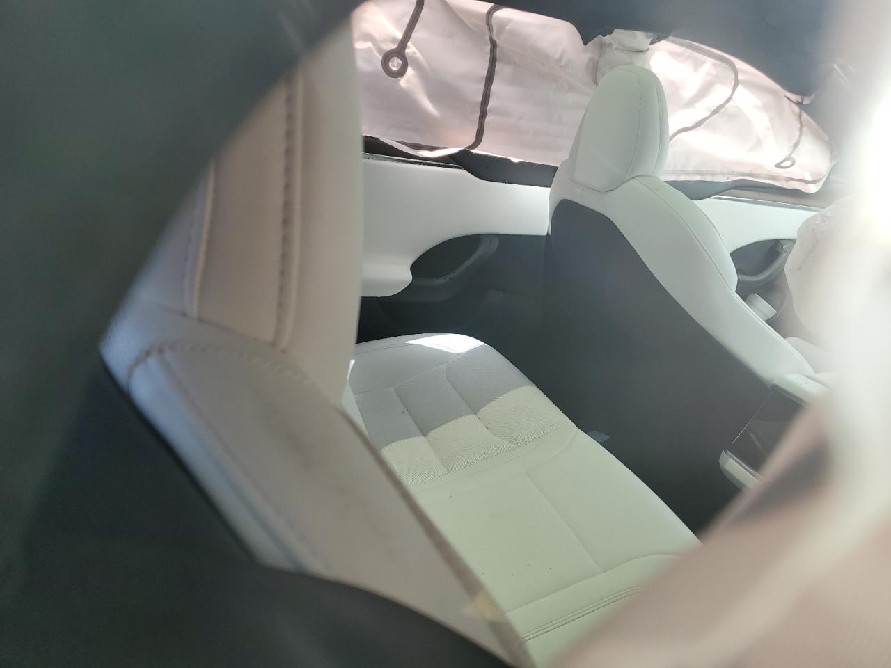 2022 TESLA MODEL S  VIN:5YJSA1E55NF469657