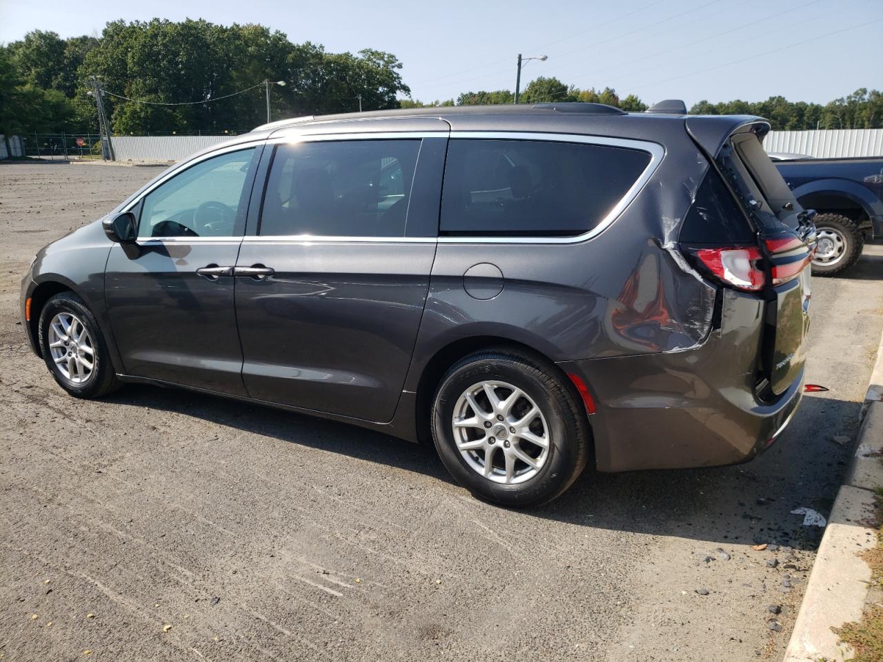 2022 CHRYSLER PACIFICA TOURING L VIN:2C4RC1BG0NR122143