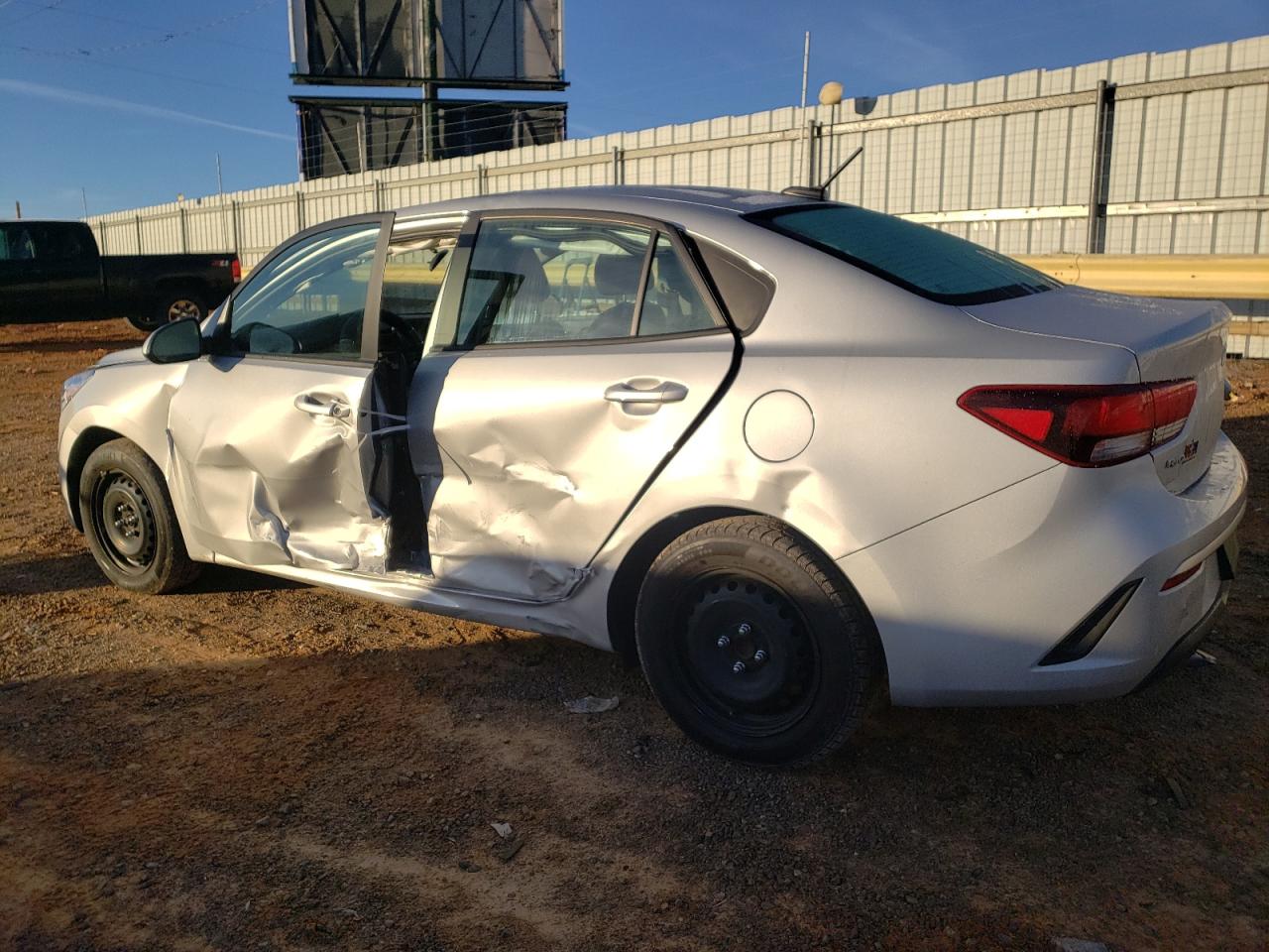 2023 KIA RIO LX VIN:3KPA24AD1PE582926