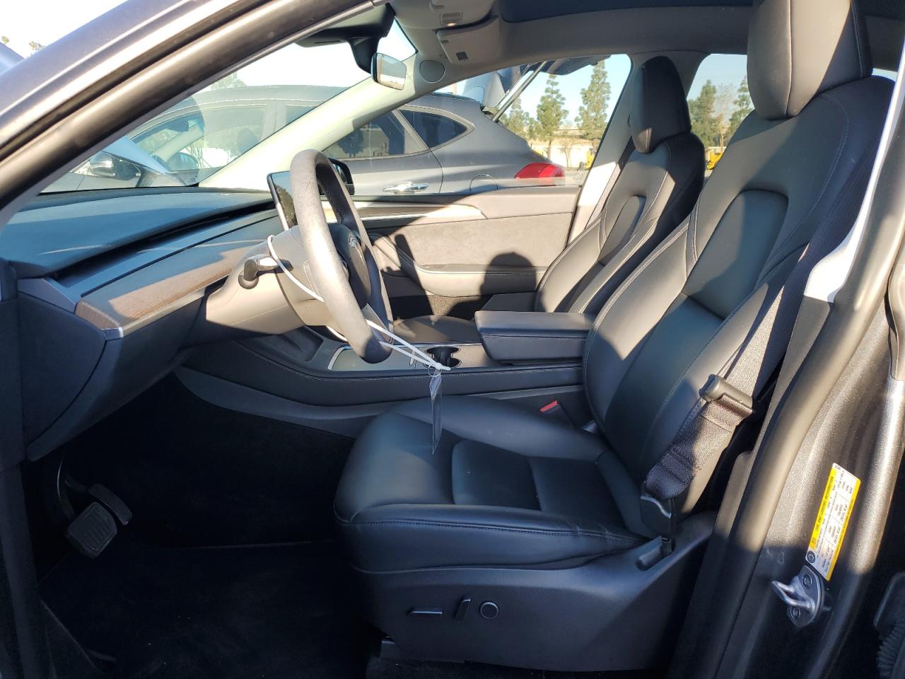 2022 TESLA MODEL Y  VIN:7SAYGDEE5NA022384