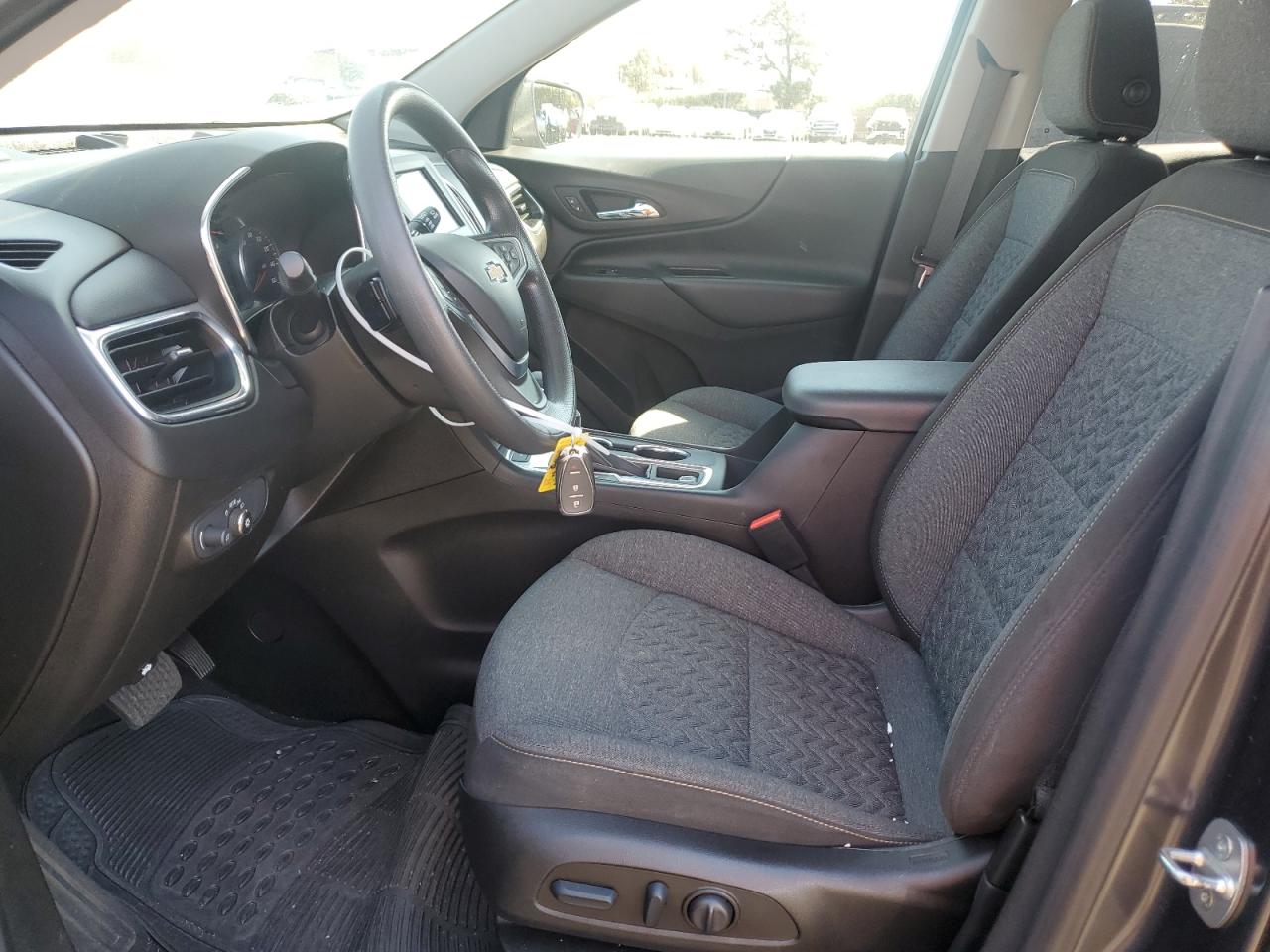 2022 CHEVROLET EQUINOX LT VIN:2GNAXUEV7N6155842