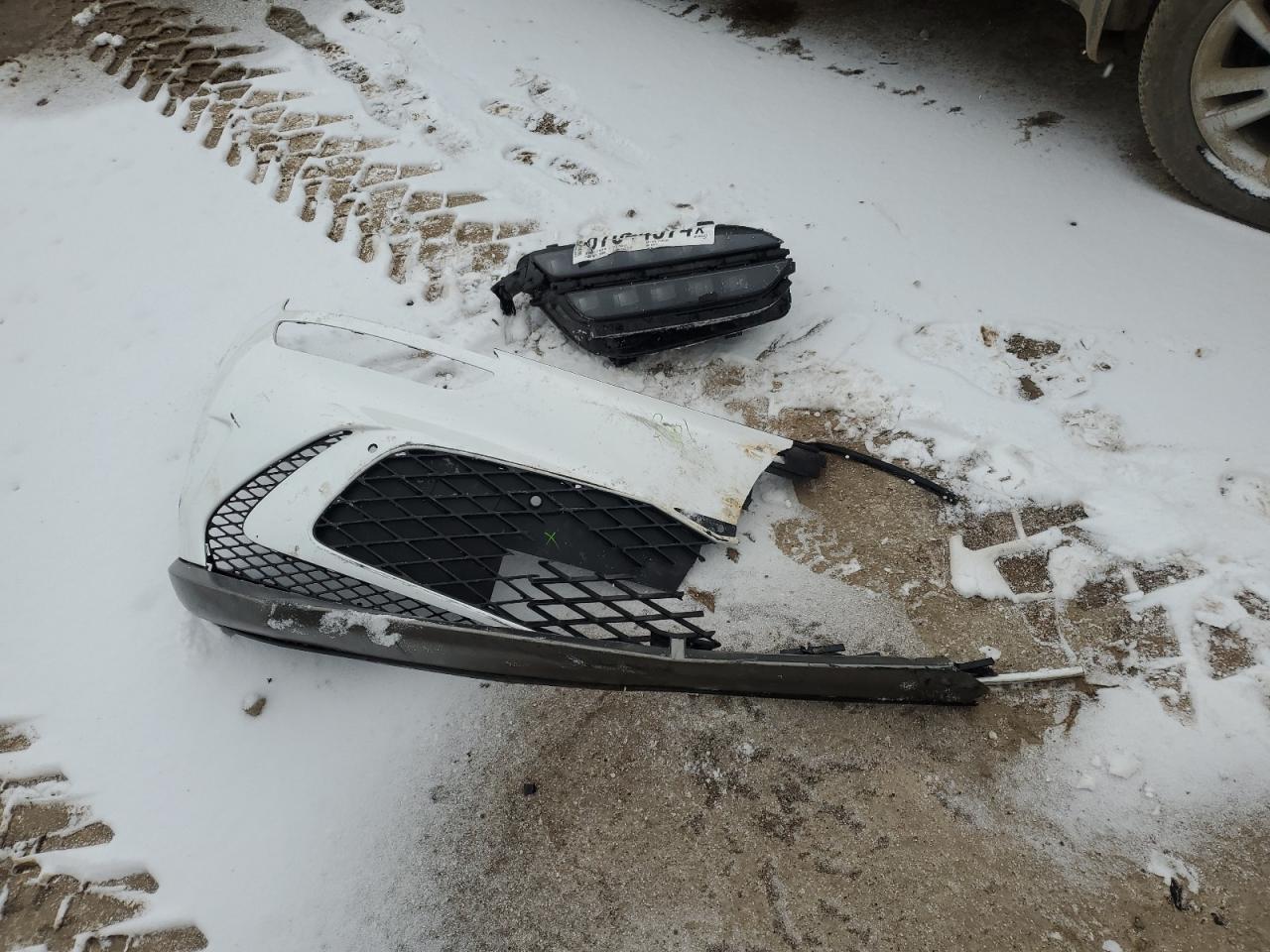 2024 GENESIS GV60 ADVANCED VIN:KMUKCDSC0RU020119