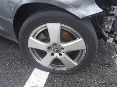 2018 Mercedes-Benz C 200 WDDWF3HB8JR369076 VIN:WDDWF3HB8JR369076