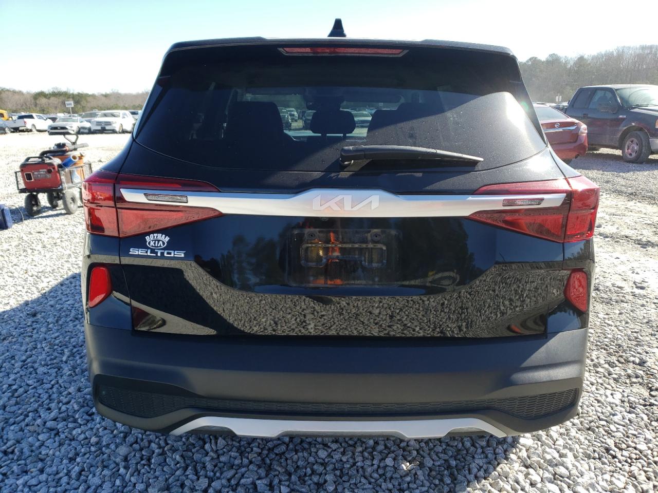 2023 KIA SELTOS LX VIN:KNDEPCAA2P7374301