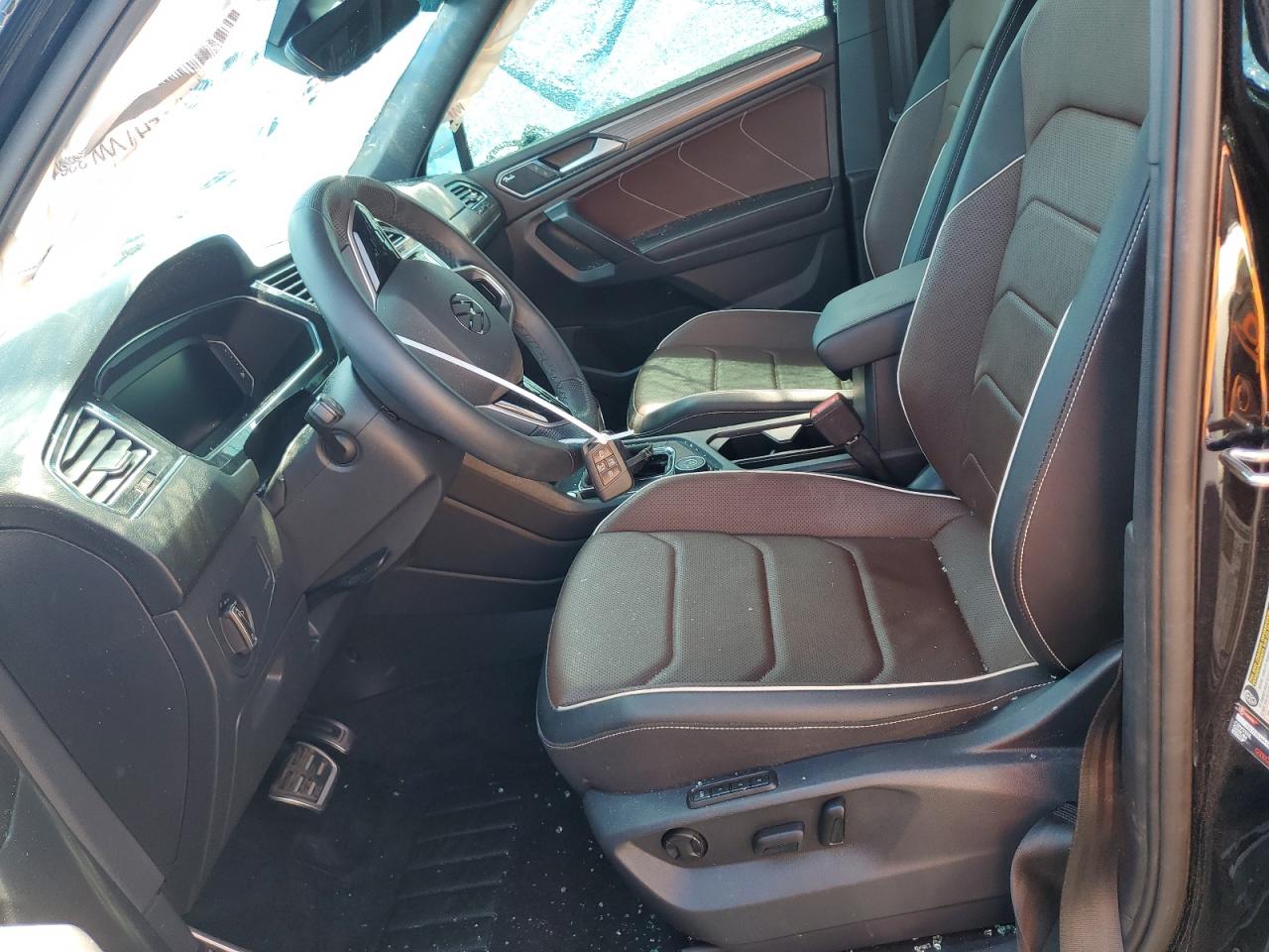 2022 VOLKSWAGEN TIGUAN SEL R-LINE VIN:3VV4B7AX0NM065582