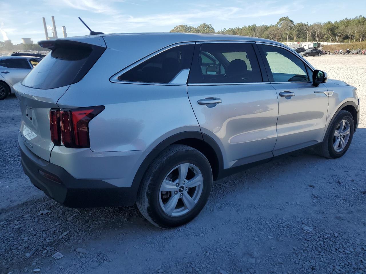 2022 KIA SORENTO LX VIN:5XYRG4LC7NG099563