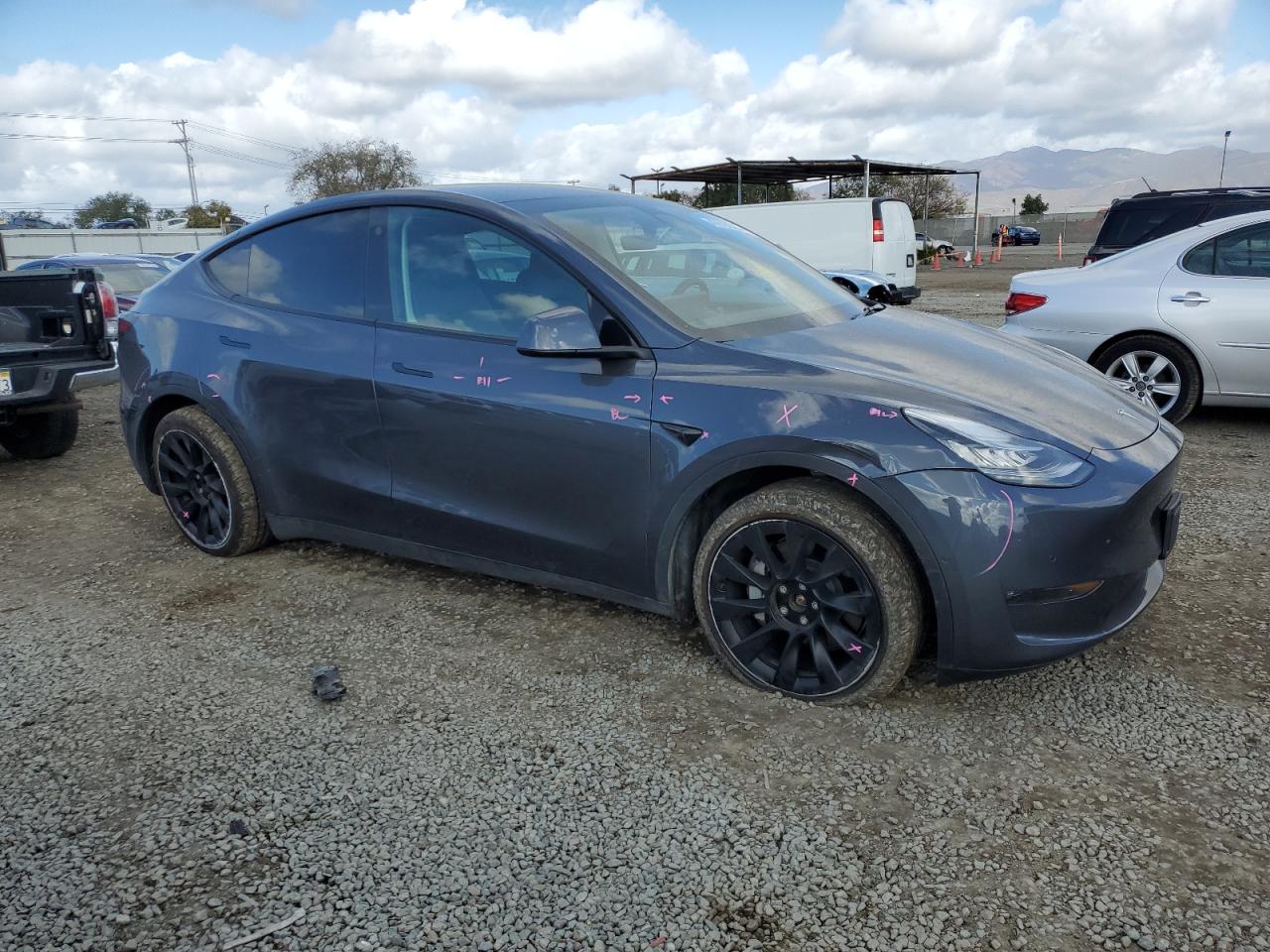 2022 TESLA MODEL Y  VIN:7SAYGDEE4NA018472