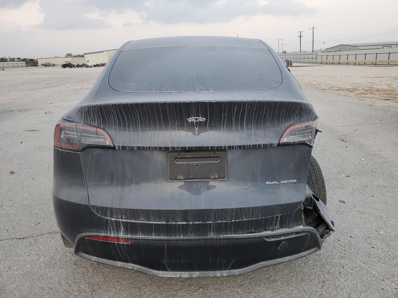 2023 TESLA MODEL Y  VIN:7SAYGAEEXPF882902