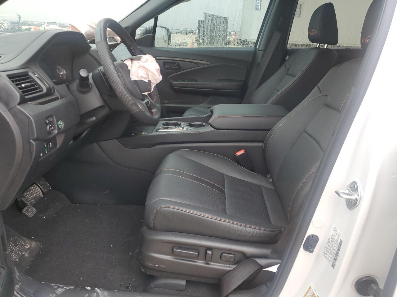 2024 HONDA PASSPORT TRAIL SPORT VIN:5FNYF8H68RB013750