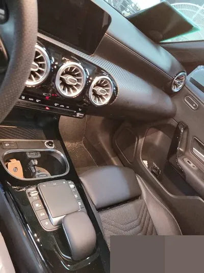 2020 Mercedes-Benz A 220 VIN: