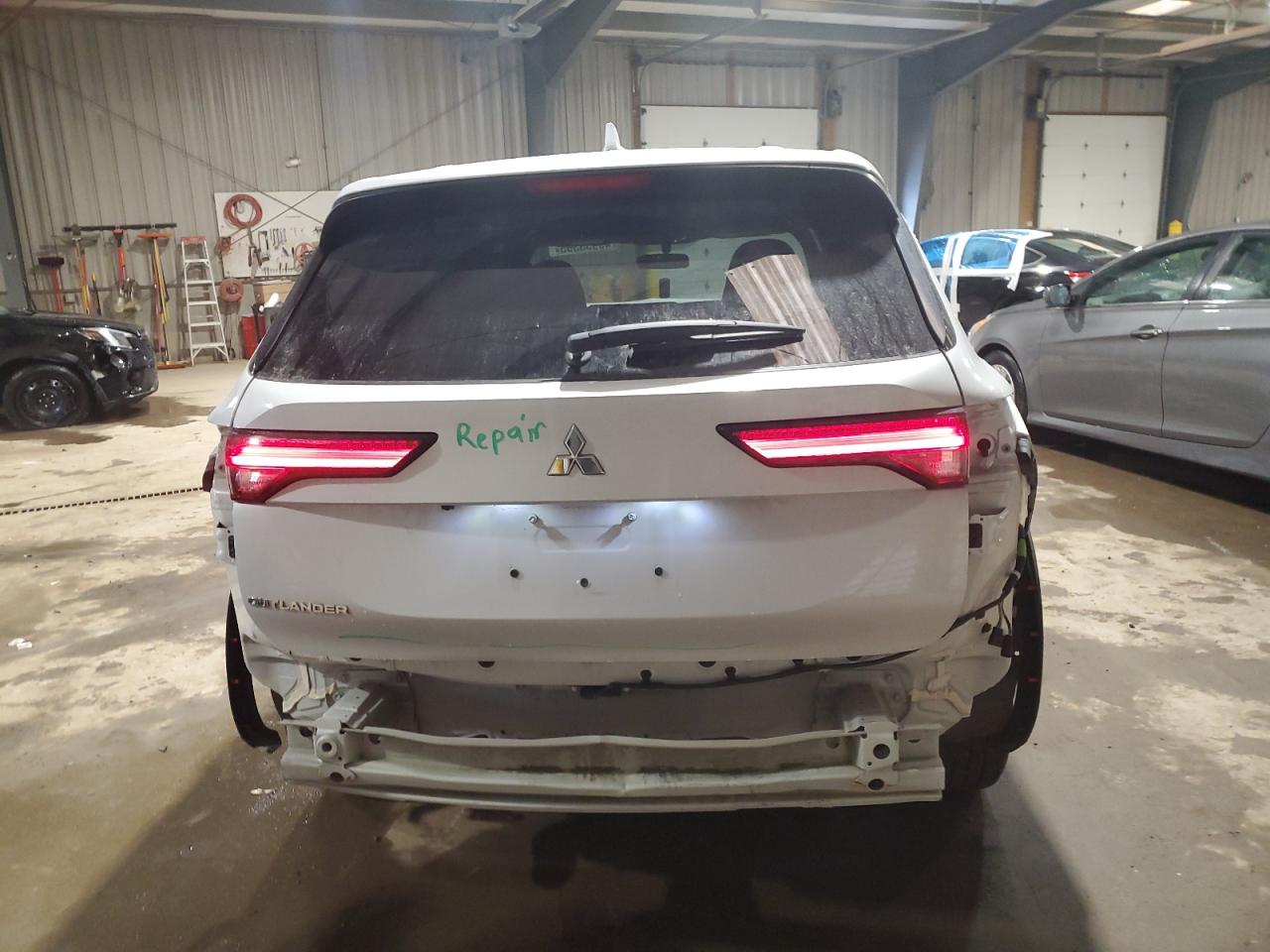2022 MITSUBISHI OUTLANDER SE VIN:JA4J3UA87NZ089344