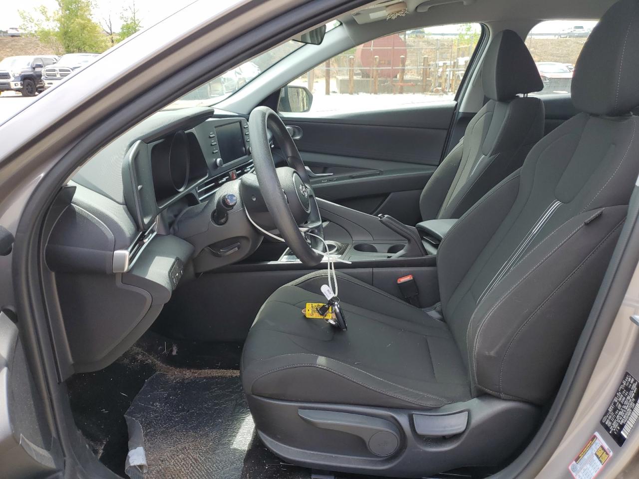 2022 HYUNDAI ELANTRA SEL VIN:KMHLM4AG2NU338578