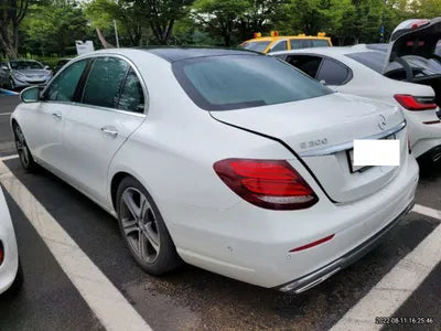 2017 Mercedes-Benz E 300 WDDZF4JB3HA068138 VIN:WDDZF4JB3HA068138