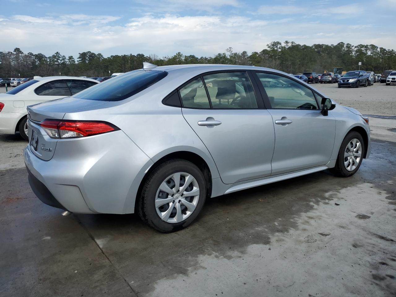 2024 TOYOTA COROLLA LE VIN:JTDBCMFE4R3037655